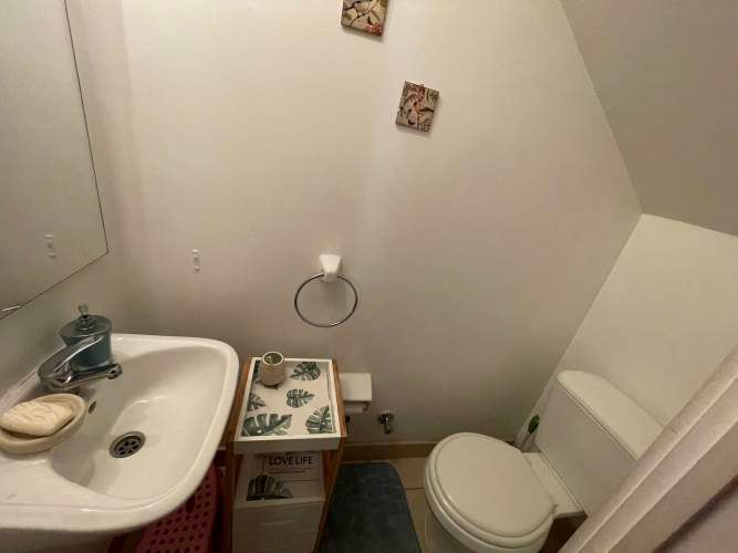 Linda Casa dentro de condominio