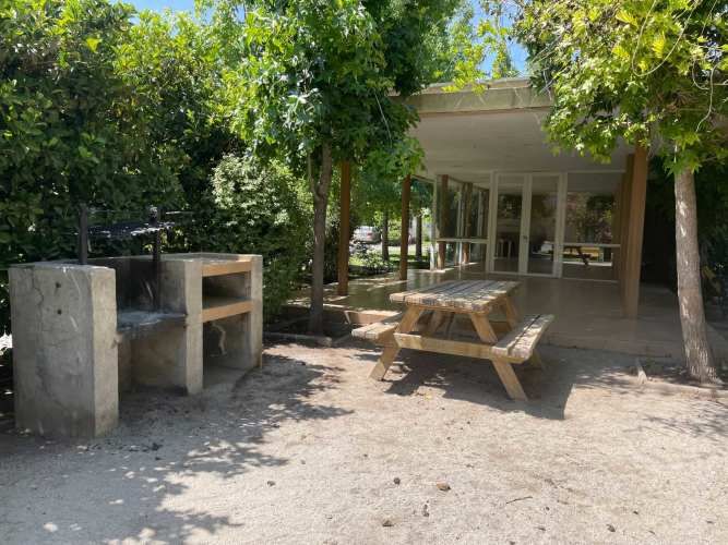 Linda Casa dentro de condominio