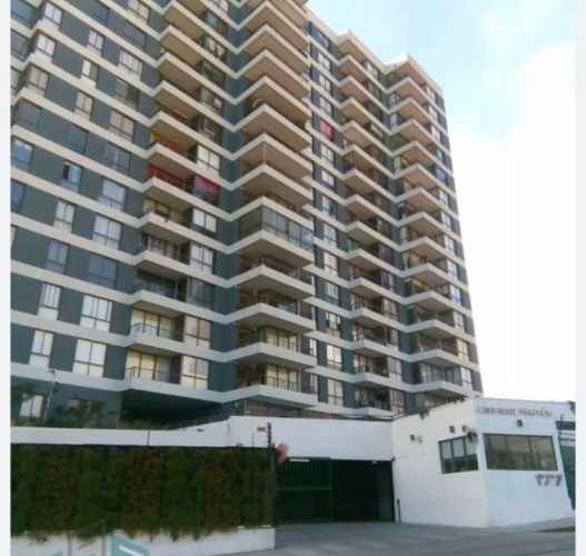 Vendo Departamento 2Dormitorios 1/2,  2 Baños en Costanera Sector Norte Valor 4.990UF