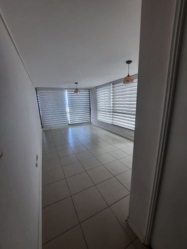 Vendo Departamento 2Dormitorios 1/2,  2 Baños en Costanera Sector Norte Valor 4.990UF