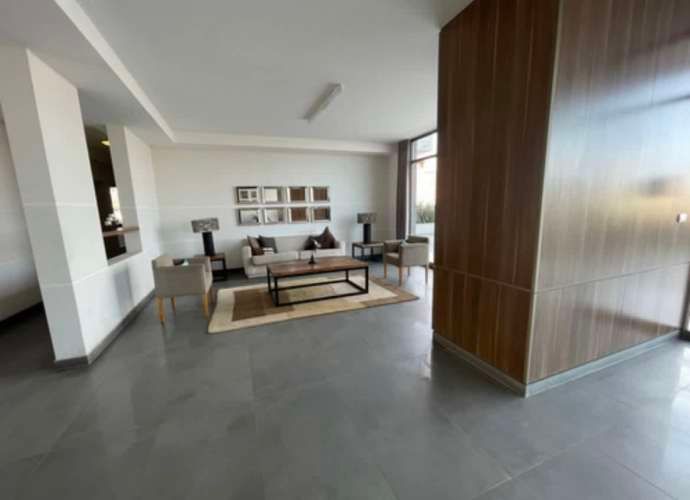 Vendo Departamento 2Dormitorios 1/2,  2 Baños en Costanera Sector Norte Valor 4.990UF