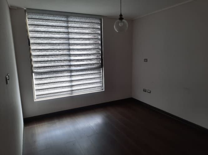 Vendo Departamento 2Dormitorios 1/2,  2 Baños en Costanera Sector Norte Valor 4.990UF