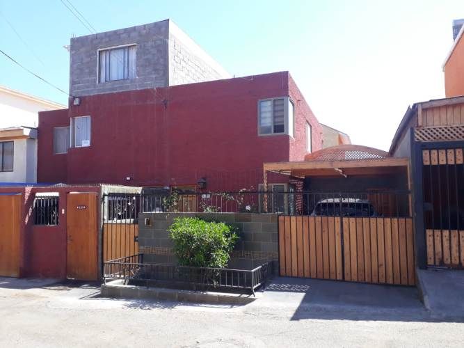 Vendo casa Amoblada sector norte Valor 5.800UF