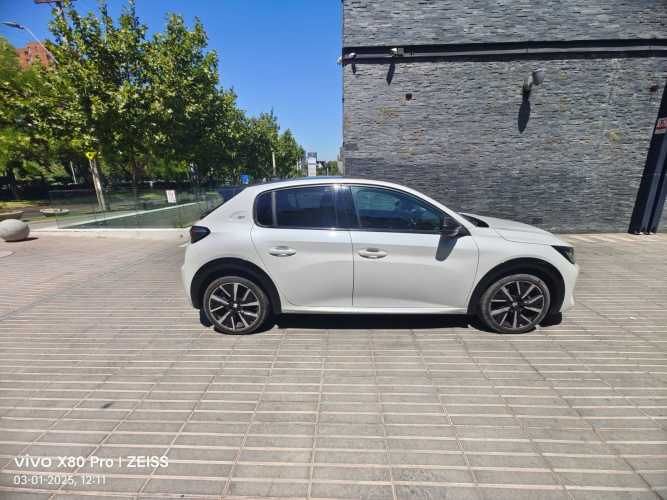 PEUGEOT 208 1.2 PURETECH AUTO 130HP GT 2021