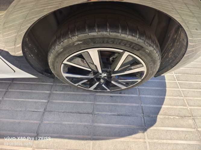 PEUGEOT 208 1.2 PURETECH AUTO 130HP GT 2021