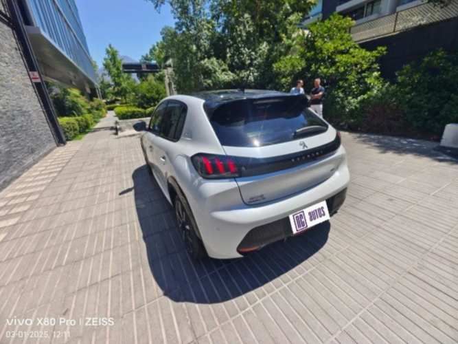 PEUGEOT 208 1.2 PURETECH AUTO 130HP GT 2021