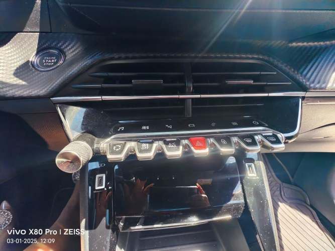 PEUGEOT 208 1.2 PURETECH AUTO 130HP GT 2021