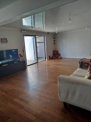 Excelente ubicación ideal para Negocio y vivienda , 4Dormitorios 3Baños 1Estacionamiento