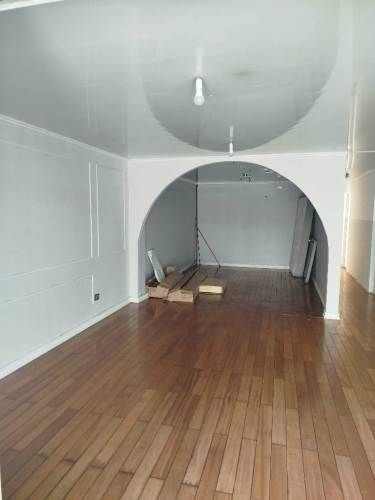 Excelente ubicación ideal para Negocio y vivienda , 4Dormitorios 3Baños 1Estacionamiento