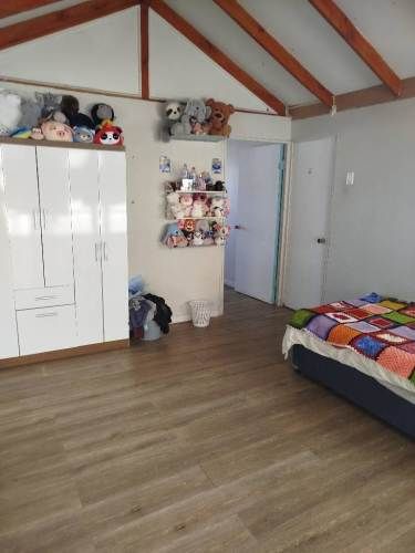 Excelente ubicación ideal para Negocio y vivienda , 4Dormitorios 3Baños 1Estacionamiento