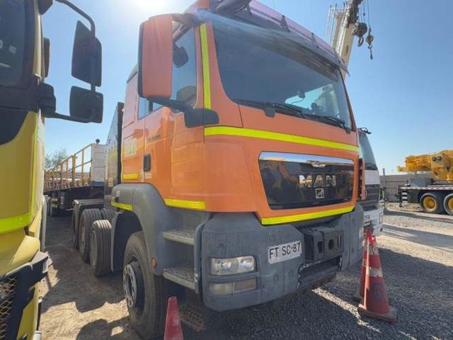 Tracto camión Man 3 puentes