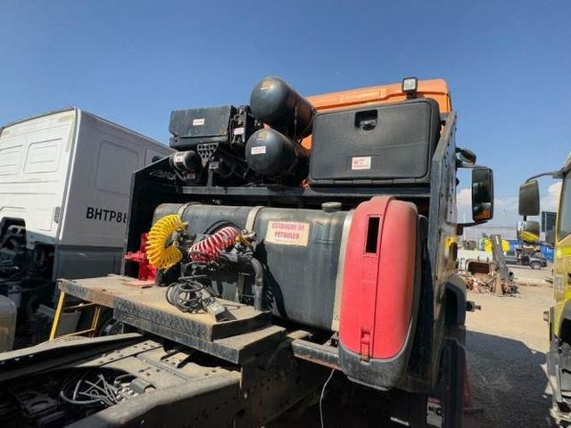 Tracto camión Man 3 puentes