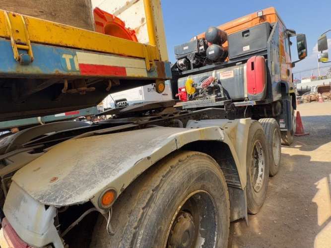 Tracto camión Man 3 puentes