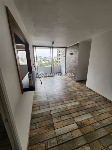 DEPARTAMENTO Walker Martinez / Av La Florida