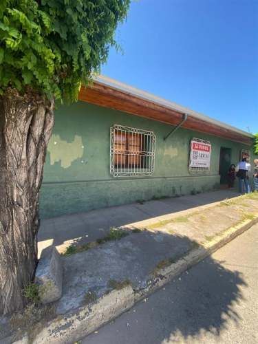 CASA Esquina de membrillar con Igualdad