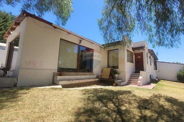 Residencia familiar de ensueño en pudahuel.