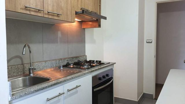 EN VENTA  DEPARTAMENTO EN PRIMER PISO, CON BALCÓN