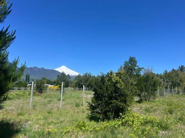 TERRENO CONSTRUCCION Acceso a quelhue (3 esquinas)