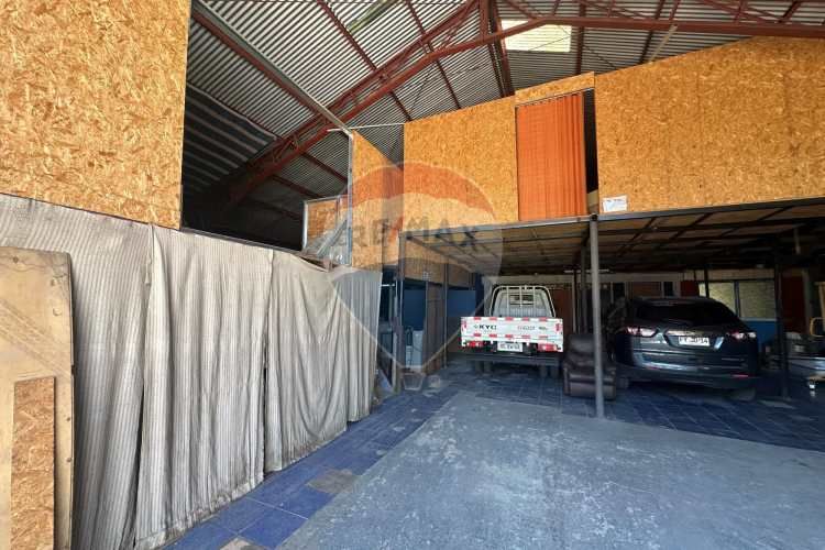 Propiedad comercial mixta en los andes