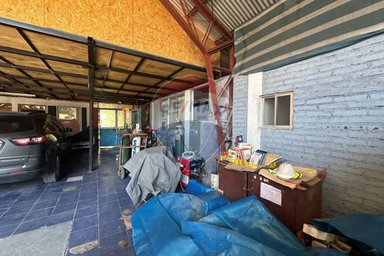 Propiedad comercial mixta en los andes