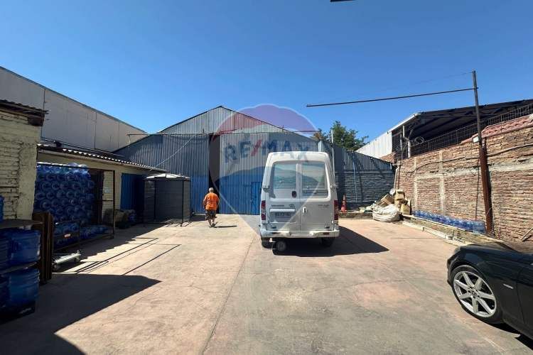 Propiedad comercial mixta en los andes