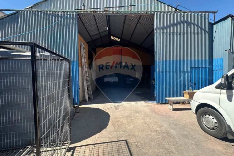 Propiedad comercial mixta en los andes