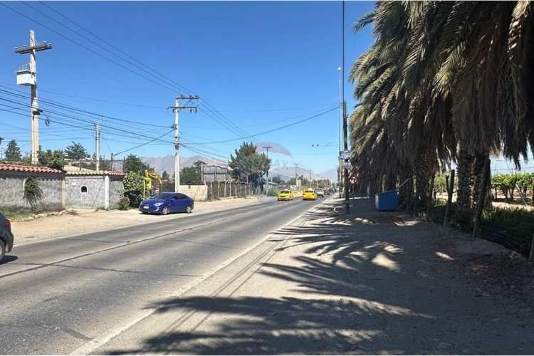 Propiedad comercial mixta en los andes
