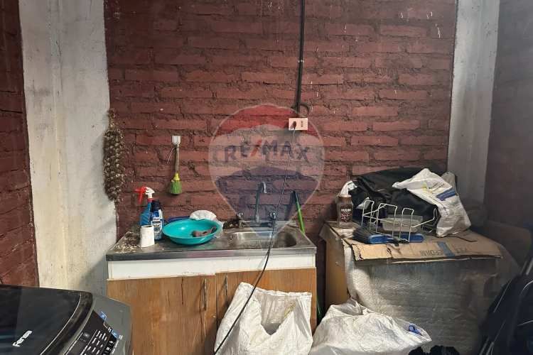 Propiedad comercial mixta en los andes
