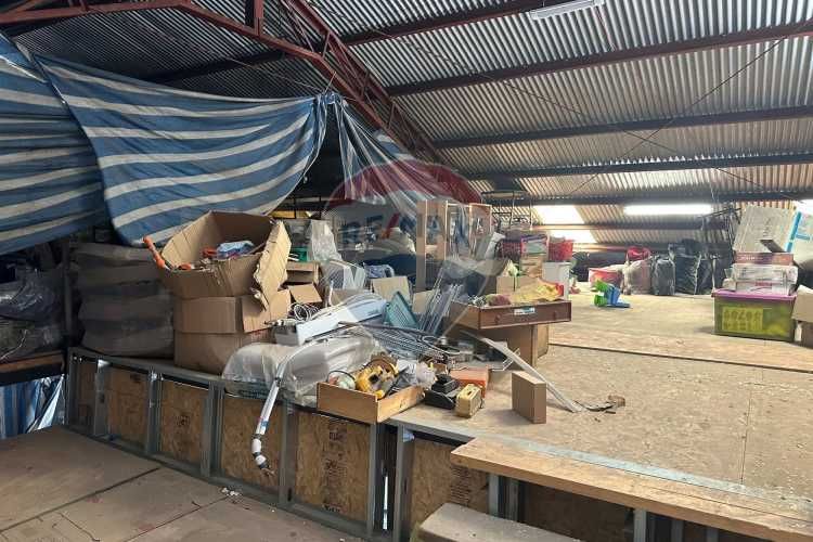 Propiedad comercial mixta en los andes
