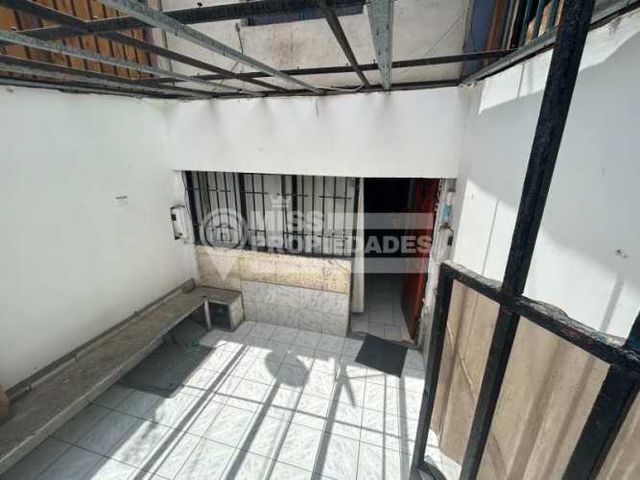 SE VENDE CASA EN CALLE ANTONIO MARTINEZ SECTOR NORTE