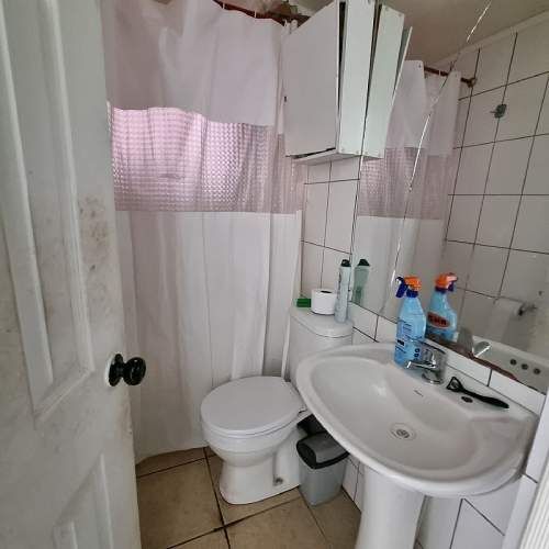 AMPLIA CASA INDEPENDIENTE 5 DOR 2B 2 ESTACIONAMIENTOS.