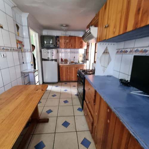 AMPLIA CASA INDEPENDIENTE 5 DOR 2B 2 ESTACIONAMIENTOS.