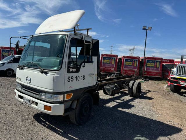 CAMION CHASIS Marca HINO Modelo FB4JGSA Año 1998