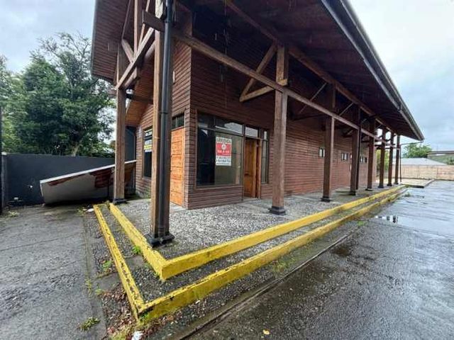 LOCAL COMERCIAL terminal de buses