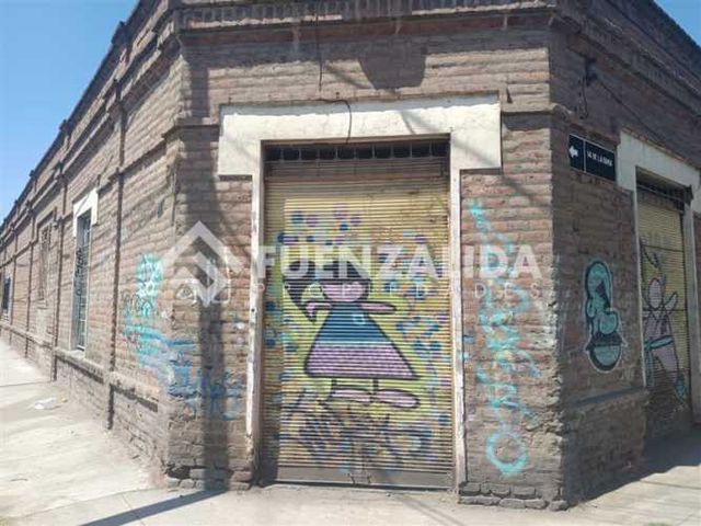 CASA Catorce de la fama / Fermin vivaceta