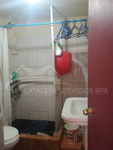 AMPLIA CASA DOS NIVELES, A PASOS DE AVENIDA (78991)