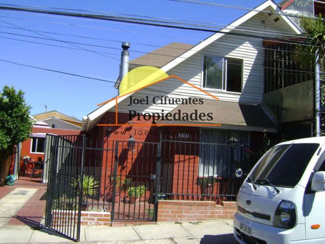 Excelente casa, ubicada en sector Los Pinos, Quilpué.