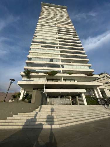 Se vende exclusivo departamento en Barrio Parque, 179 mts2, UF14.250