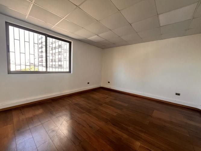 Central Local Comercial Con Oficinas