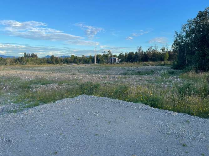Parcela orilla de camino en Puerto Montt. Con Luz y Agua
