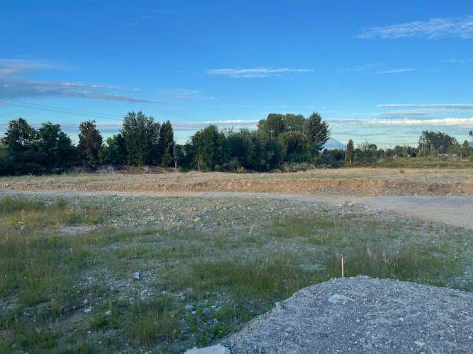 Parcela orilla de camino en Puerto Montt. Con Luz y Agua