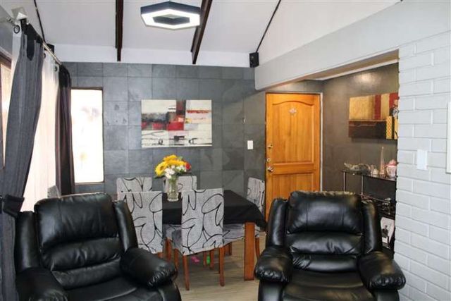 CASA Av. La Florida/ Walker Martinez