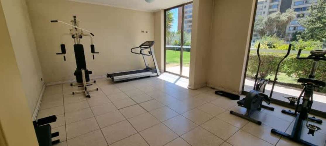 EXCELENTE DEPTO, GRAN UBICACIÓN 2D/2B + EST Y BOD.