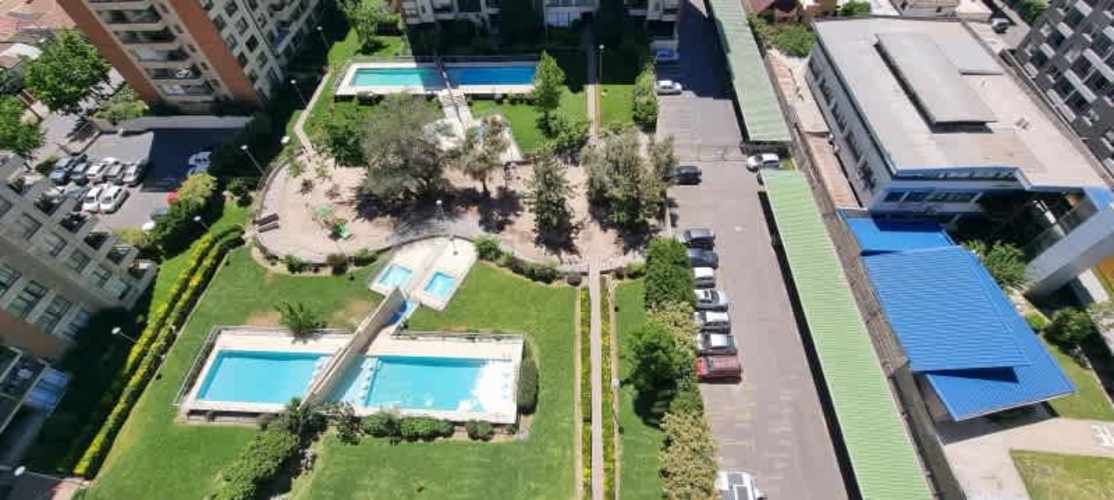 EXCELENTE DEPTO, GRAN UBICACIÓN 2D/2B + EST Y BOD.