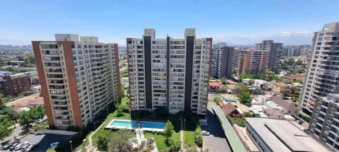 EXCELENTE DEPTO, GRAN UBICACIÓN 2D/2B + EST Y BOD.