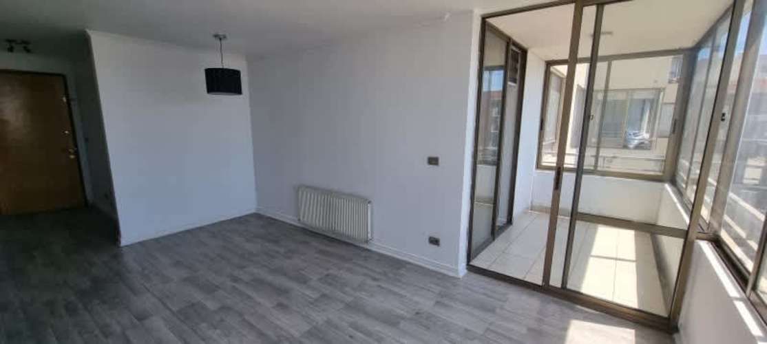 EXCELENTE DEPTO, GRAN UBICACIÓN 2D/2B + EST Y BOD.