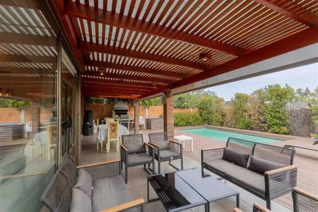 CASA avenida Las perdices 4200