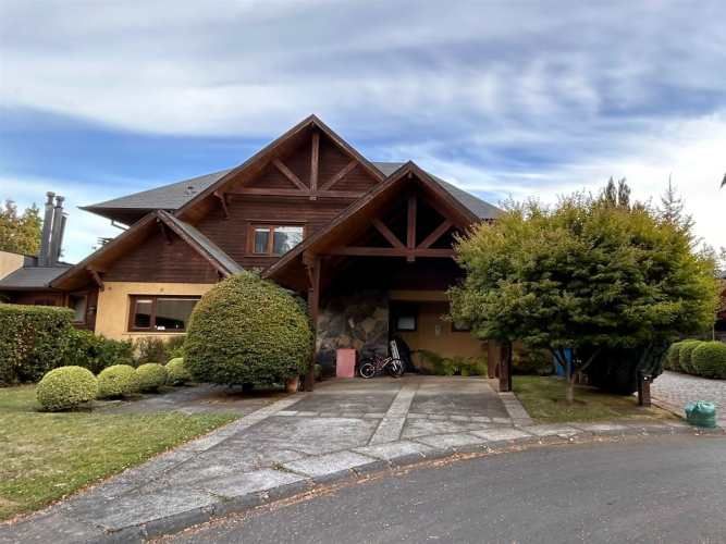 CASA Condominio Casas del Fundo