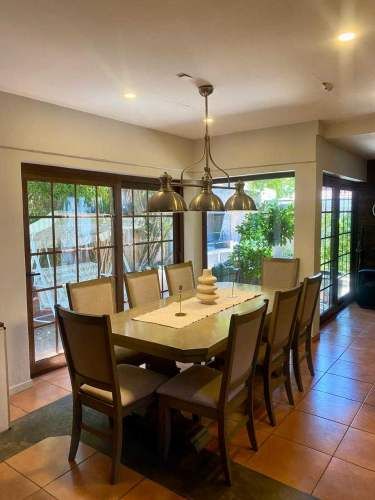 Gran casa en barrio tranquilo (80150)