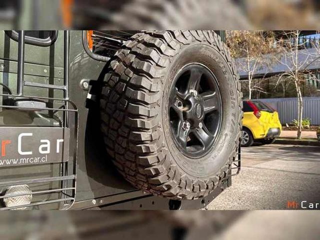 LAND ROVER DEFENDER 2008